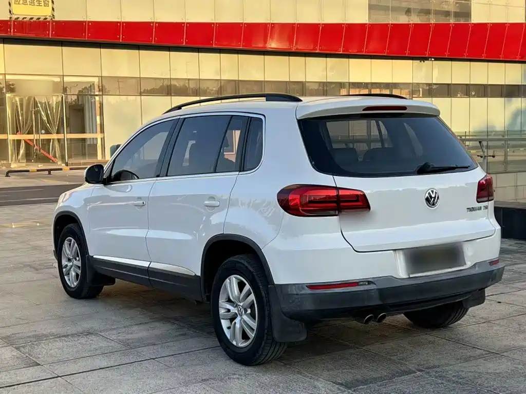 Volkswagen Tiguan — миниатюра 5