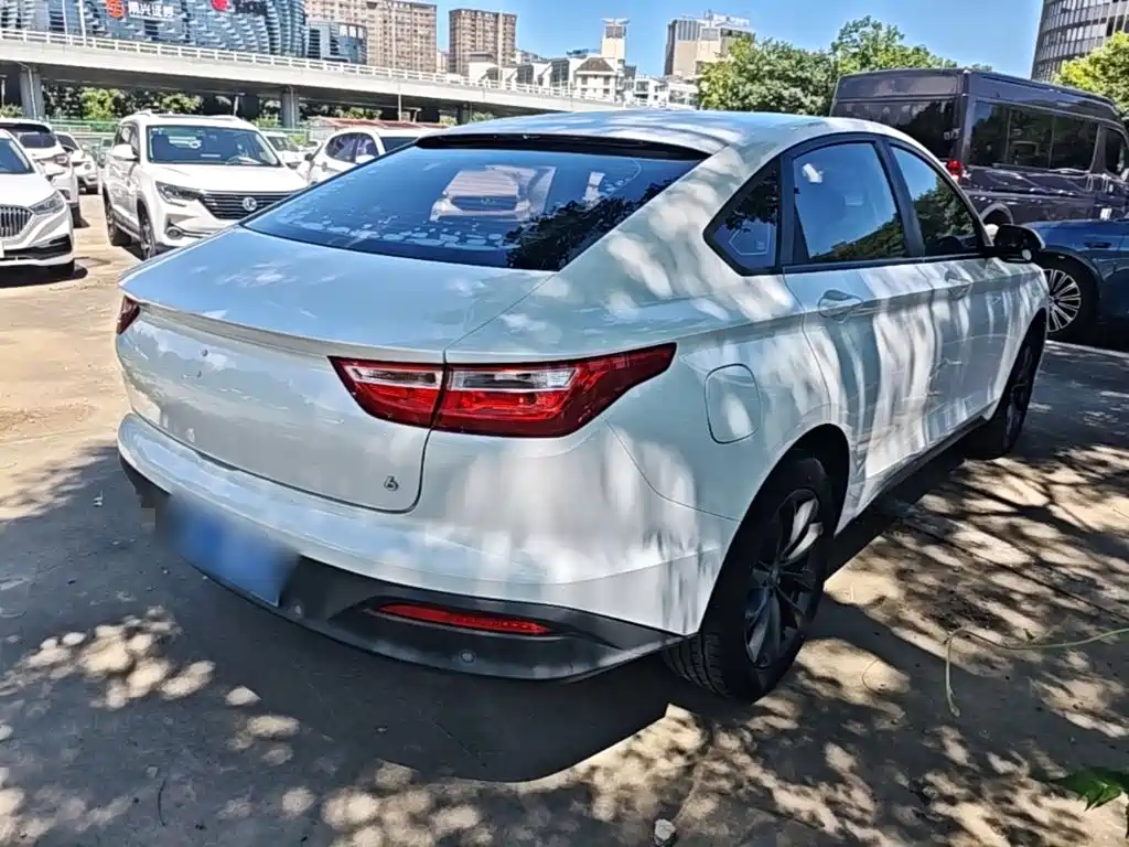 Baojun RC-6 — миниатюра 7