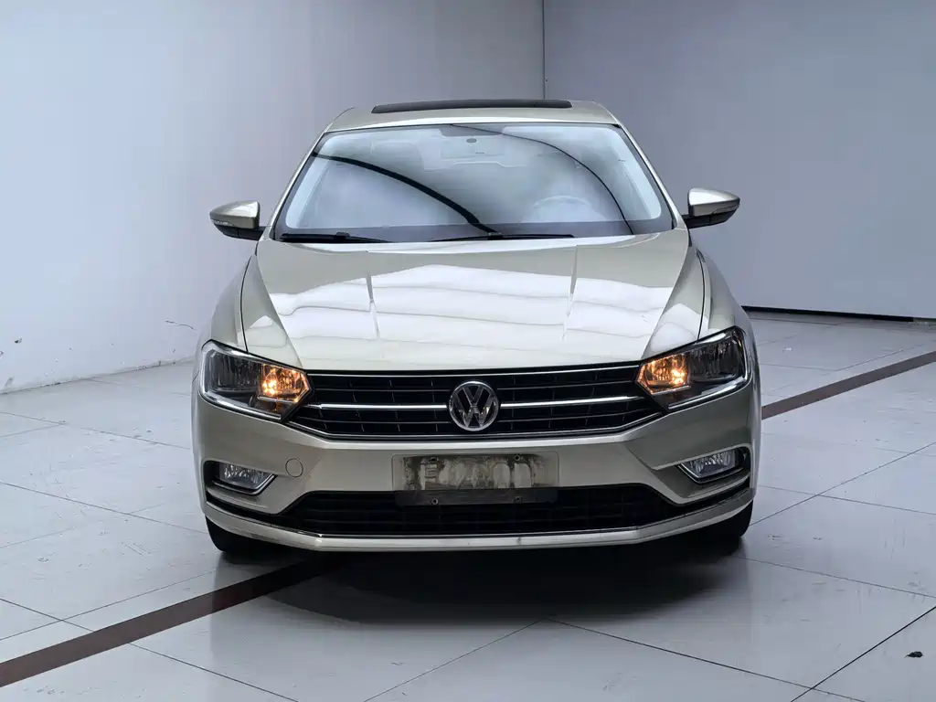 Volkswagen Bora — миниатюра 2