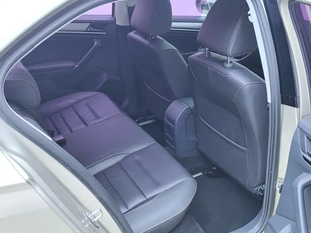 Volkswagen Bora — миниатюра 11