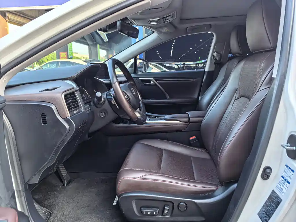 Lexus RX — миниатюра 14