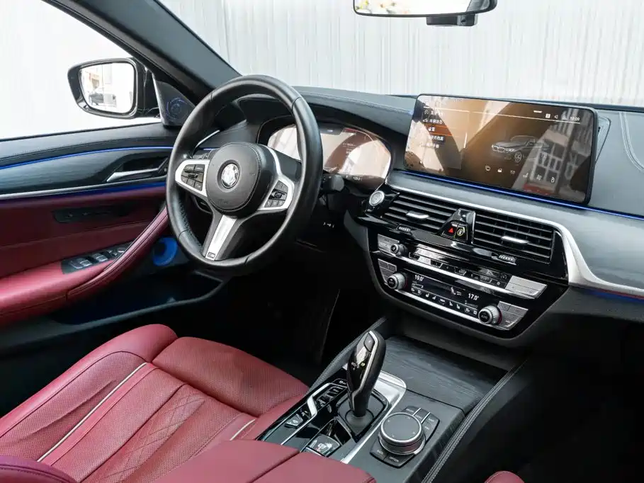 BMW 5 Series — миниатюра 29