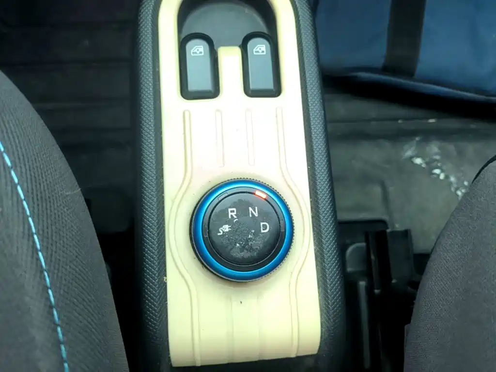 Wuling MINIEV — миниатюра 14