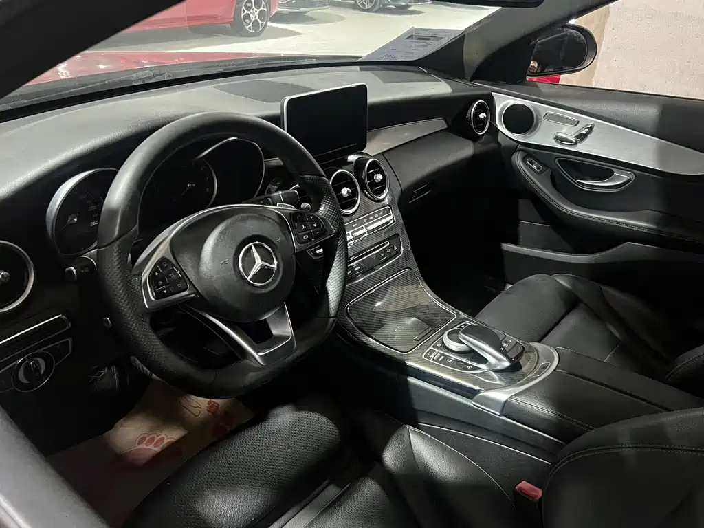 Mercedes-Benz C-Class — миниатюра 4