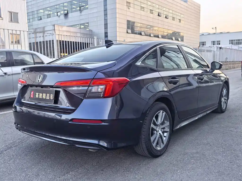 Honda Civic — миниатюра 4