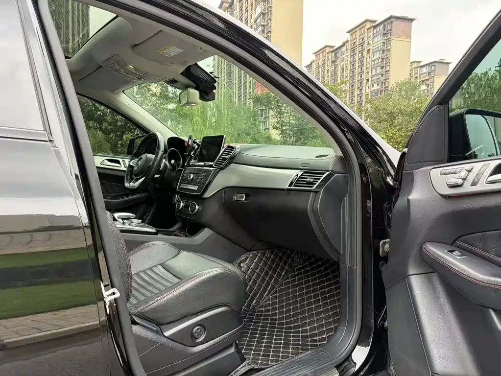 Mercedes-Benz GLE Coupe — миниатюра 8