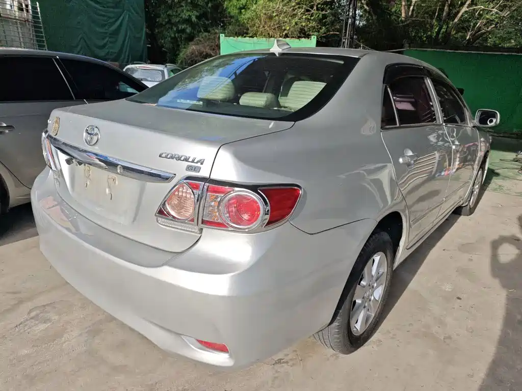 Toyota Corolla — миниатюра 7