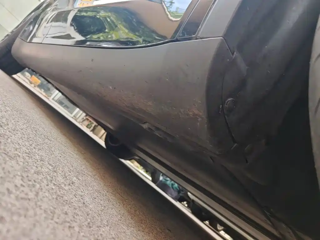 Tesla Model Y — миниатюра 21