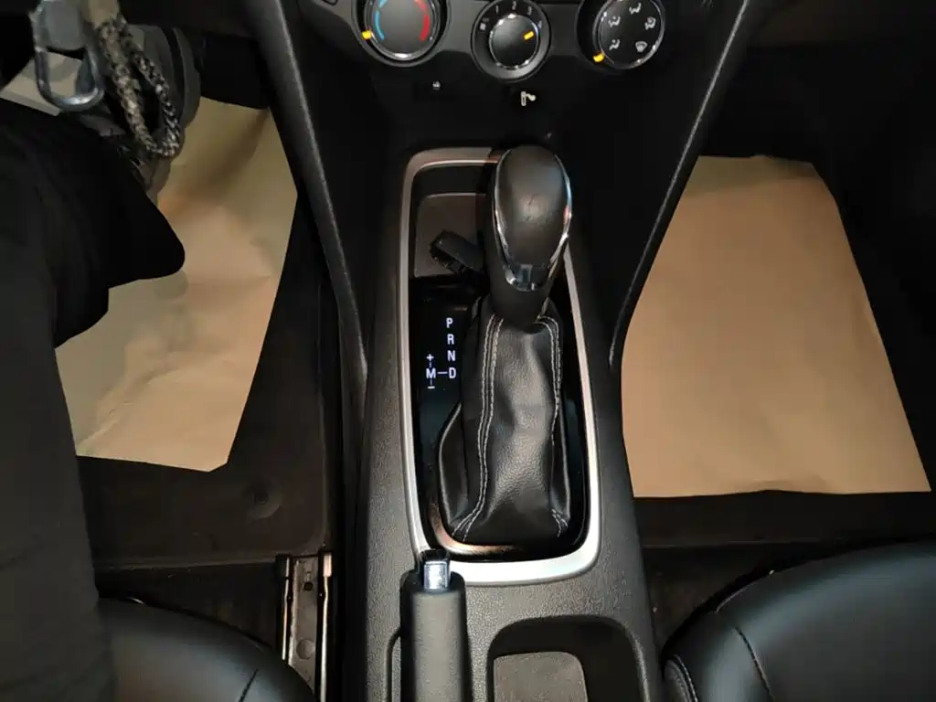 Chevrolet Cavalier — миниатюра 14