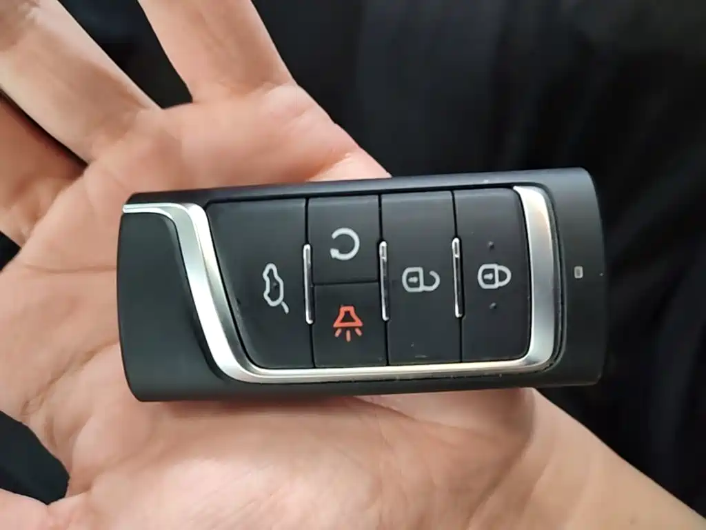 GAC Motor Trumpchi M6 — миниатюра 9