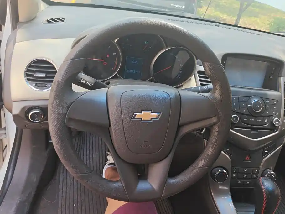 Chevrolet Cruze — миниатюра 15