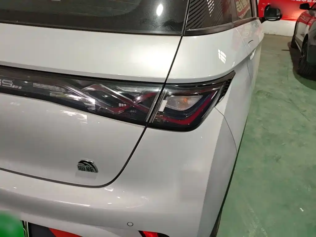 BYD Dolphin — миниатюра 8