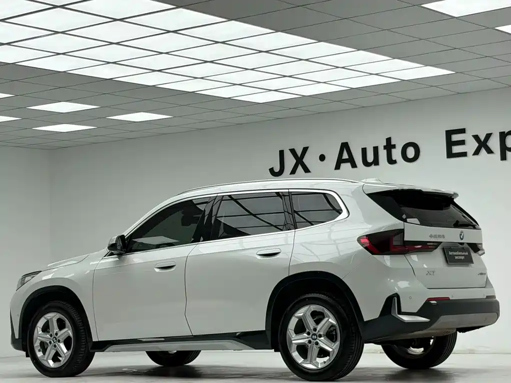 BMW X1 — миниатюра 7