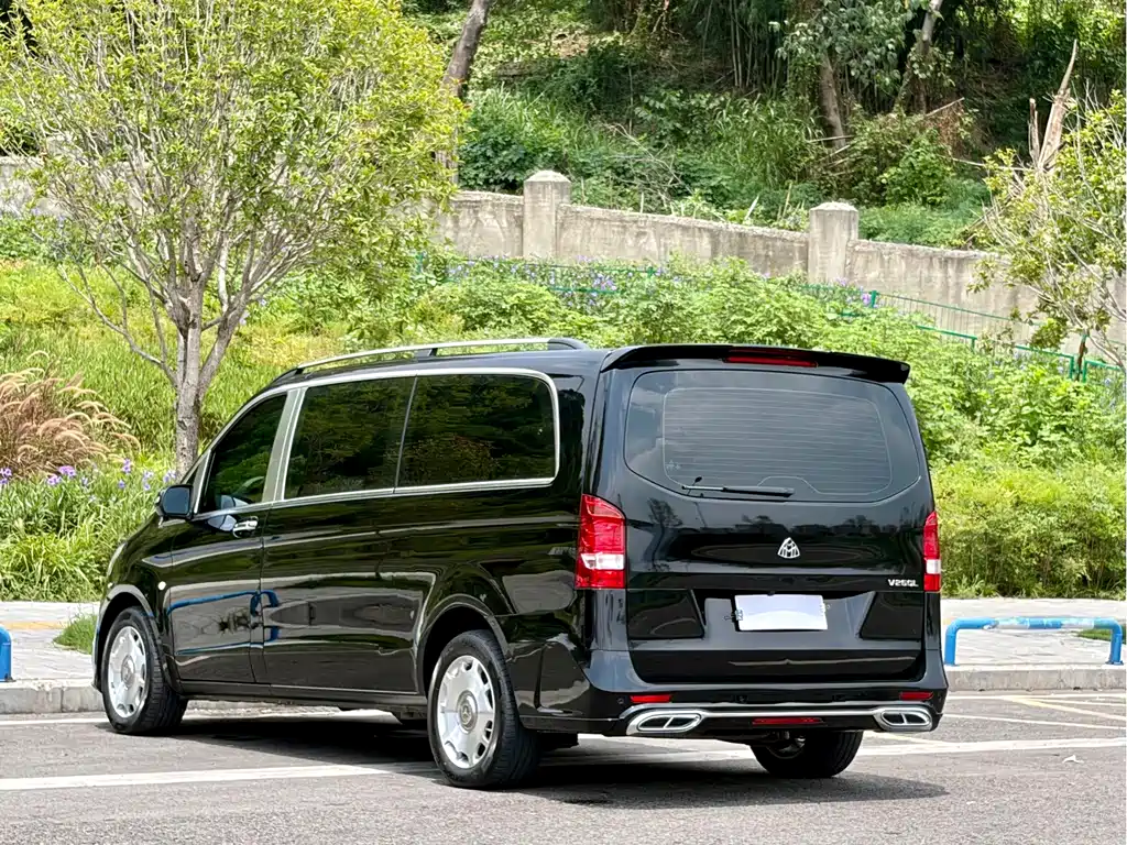 Mercedes-Benz Vito — миниатюра 6