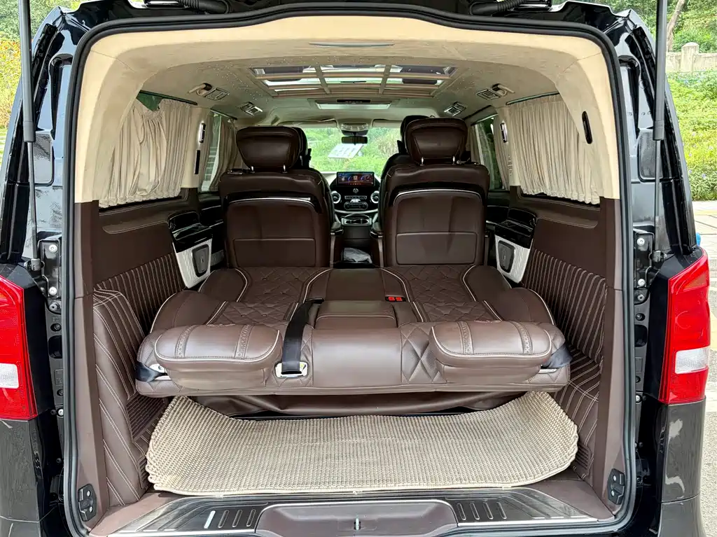 Mercedes-Benz Vito — миниатюра 17