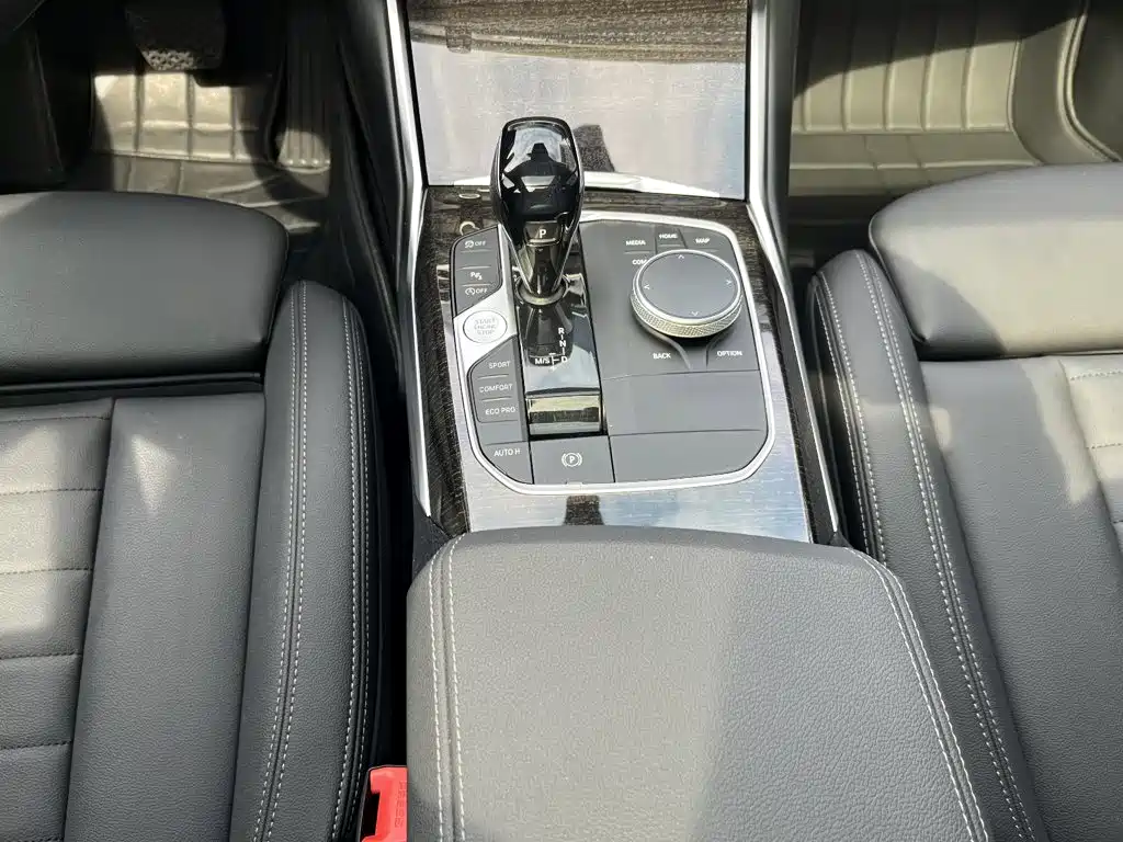 BMW 3 Series — миниатюра 15