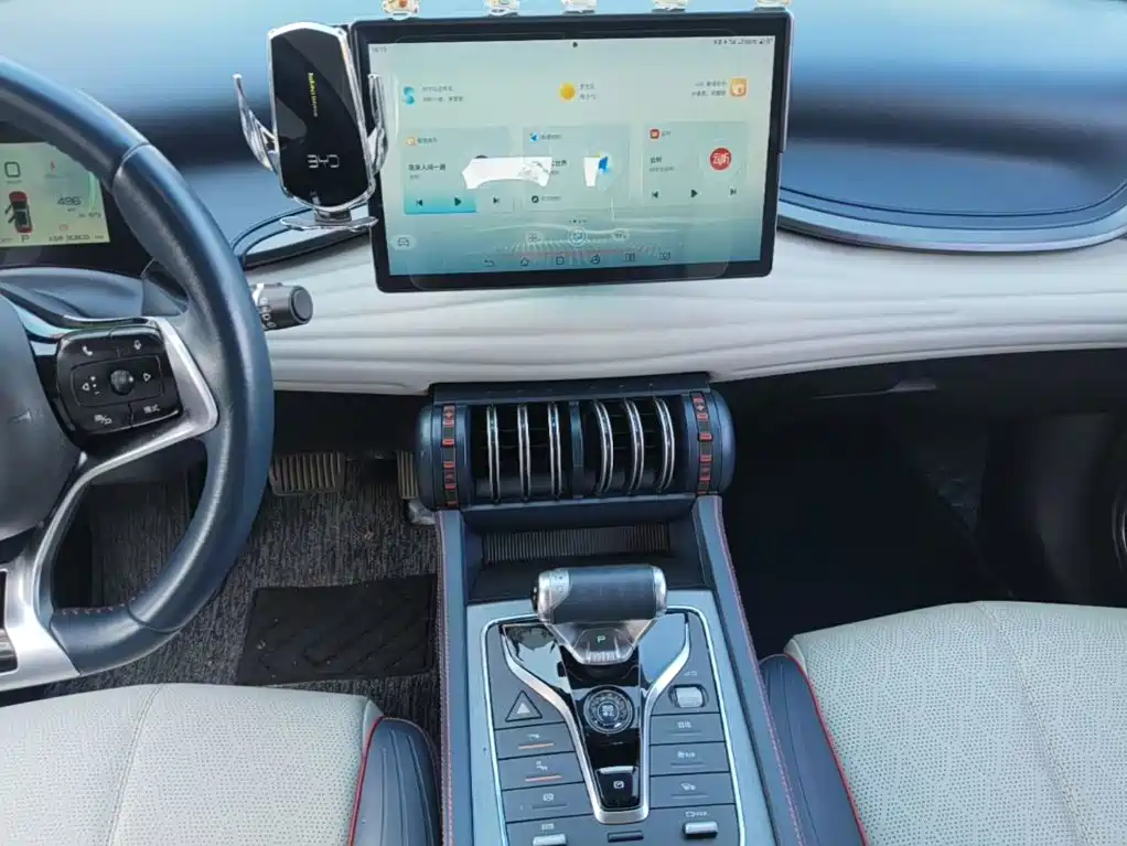 BYD Yuan Plus — миниатюра 13