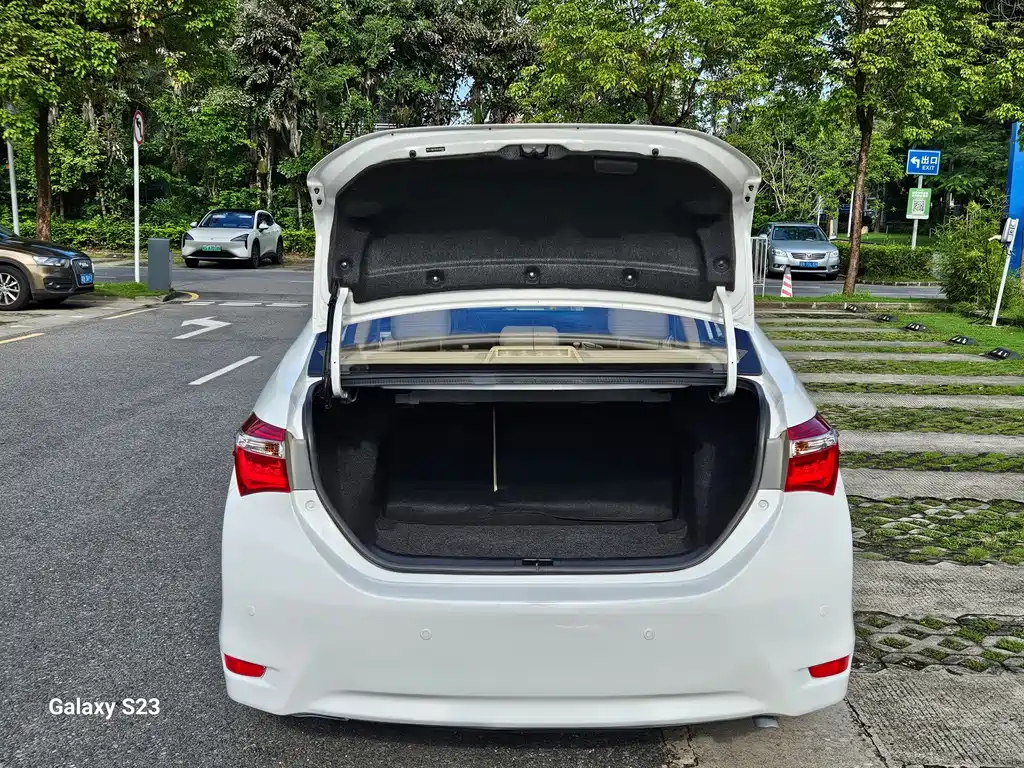 Toyota Corolla — миниатюра 16
