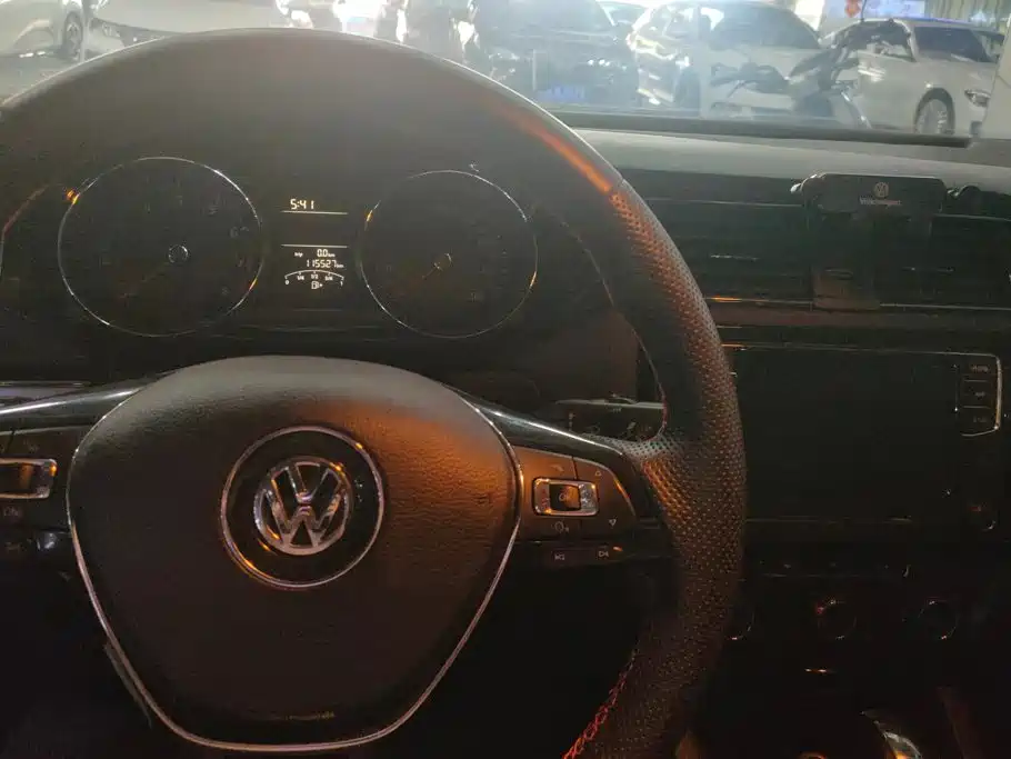 Volkswagen Sagitar — миниатюра 13