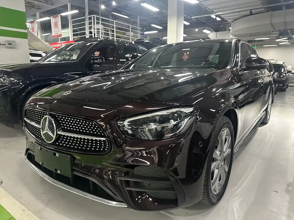 Mercedes-Benz E-Class 2022