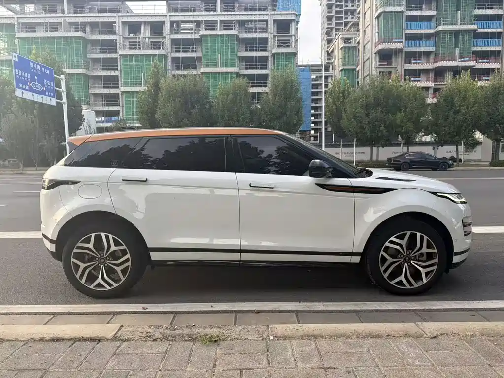 Land Rover Evoque PHEV — миниатюра 6