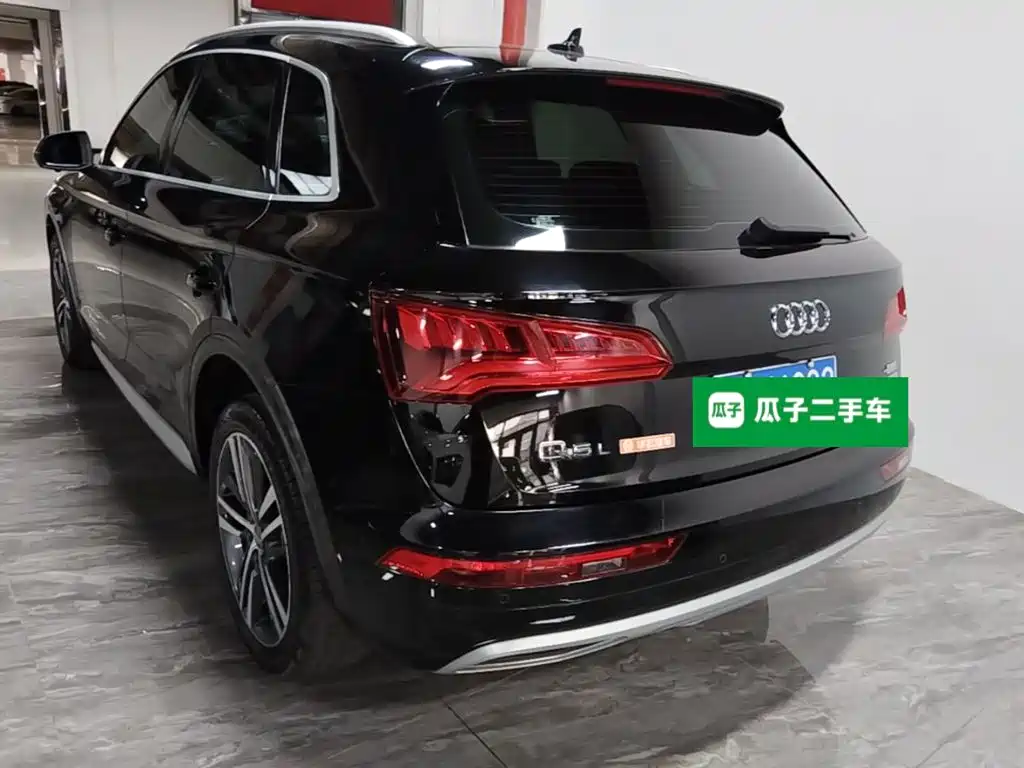 Audi Q5L — миниатюра 5