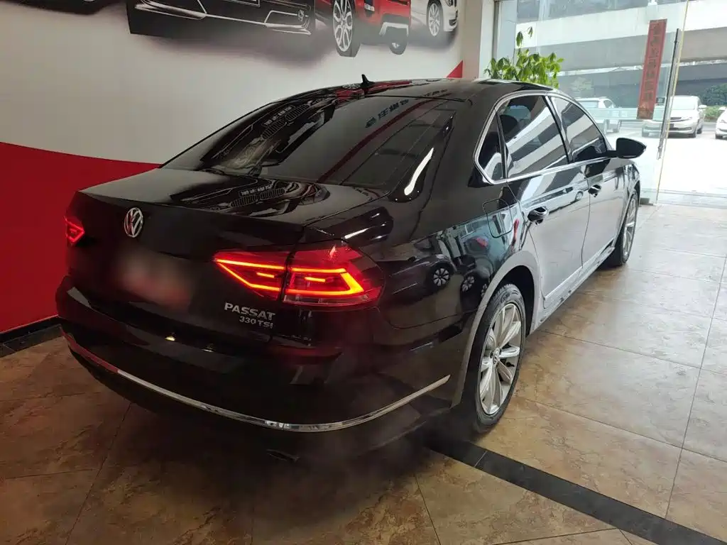 Volkswagen Passat — миниатюра 5