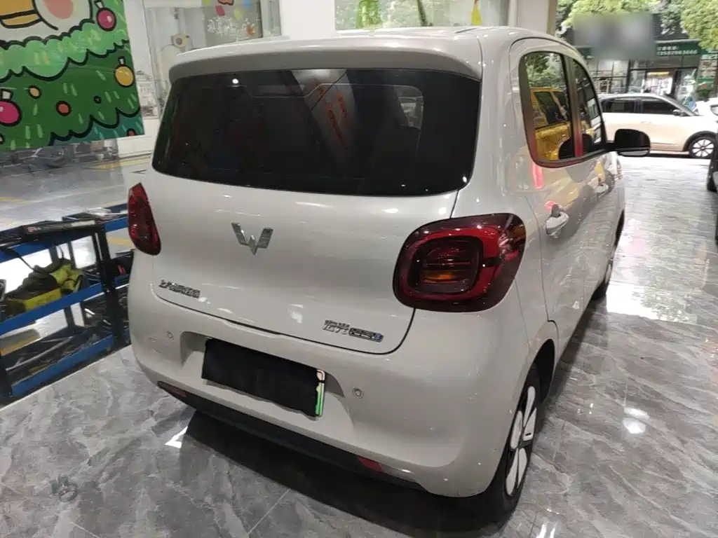 Wuling MINIEV — миниатюра 7