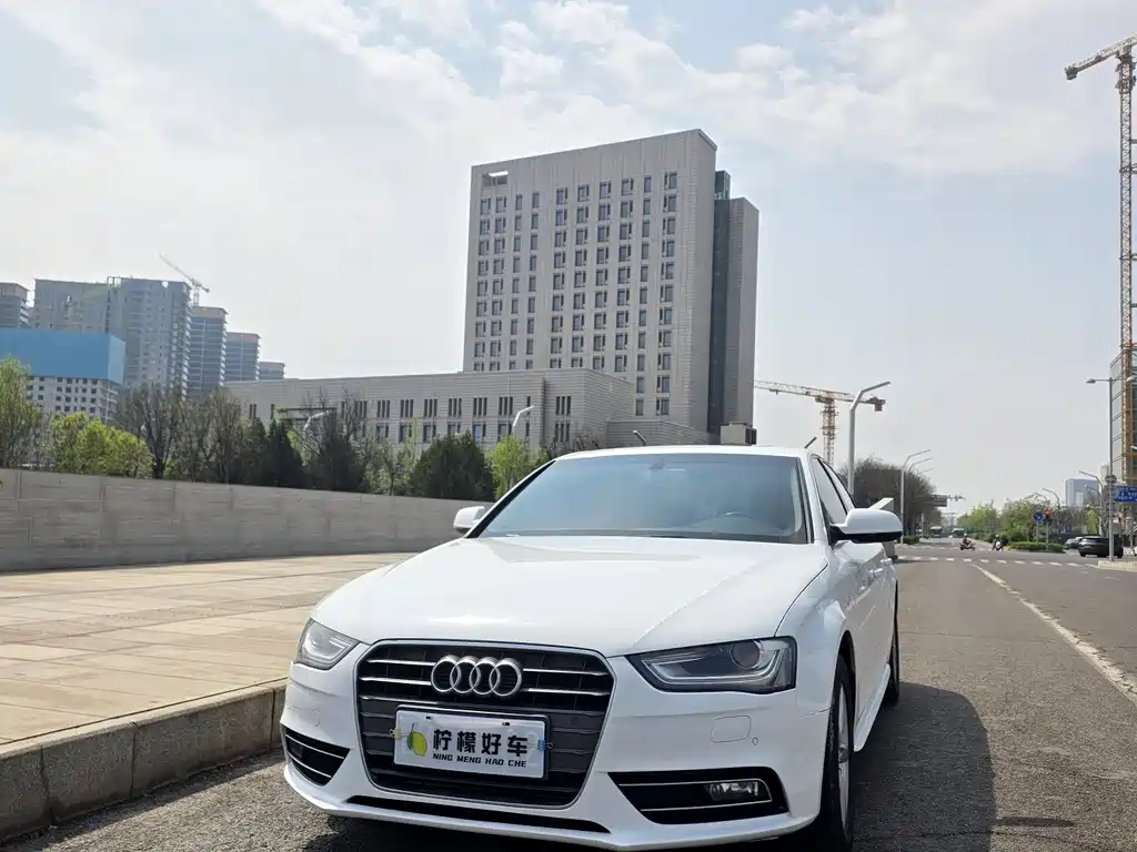 Audi A4L 2014