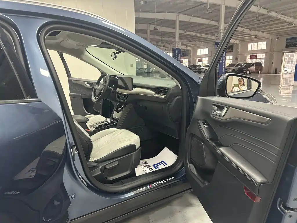 Ford Escape — миниатюра 14