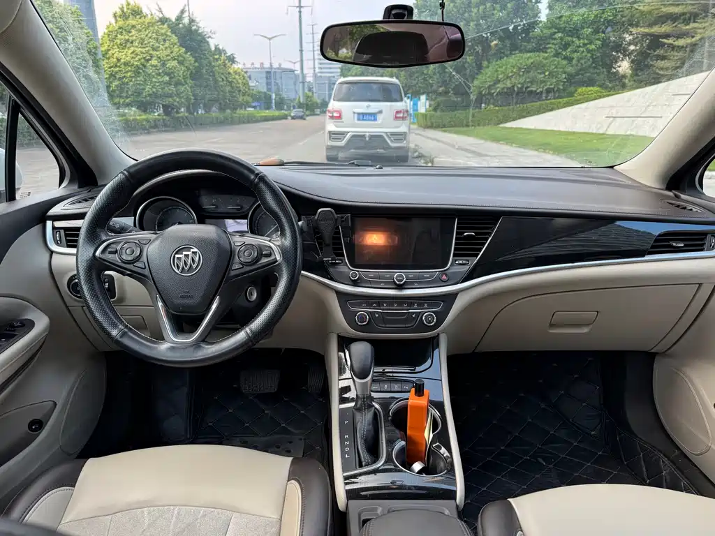 Buick Verano — миниатюра 5