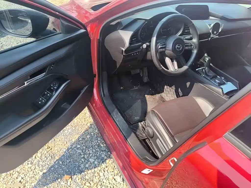 Mazda 3 Axela — миниатюра 12