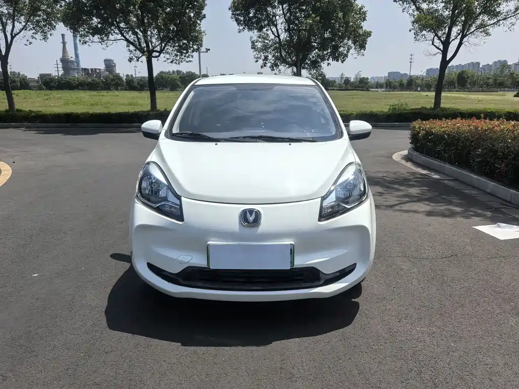 Changan E-Star 2021