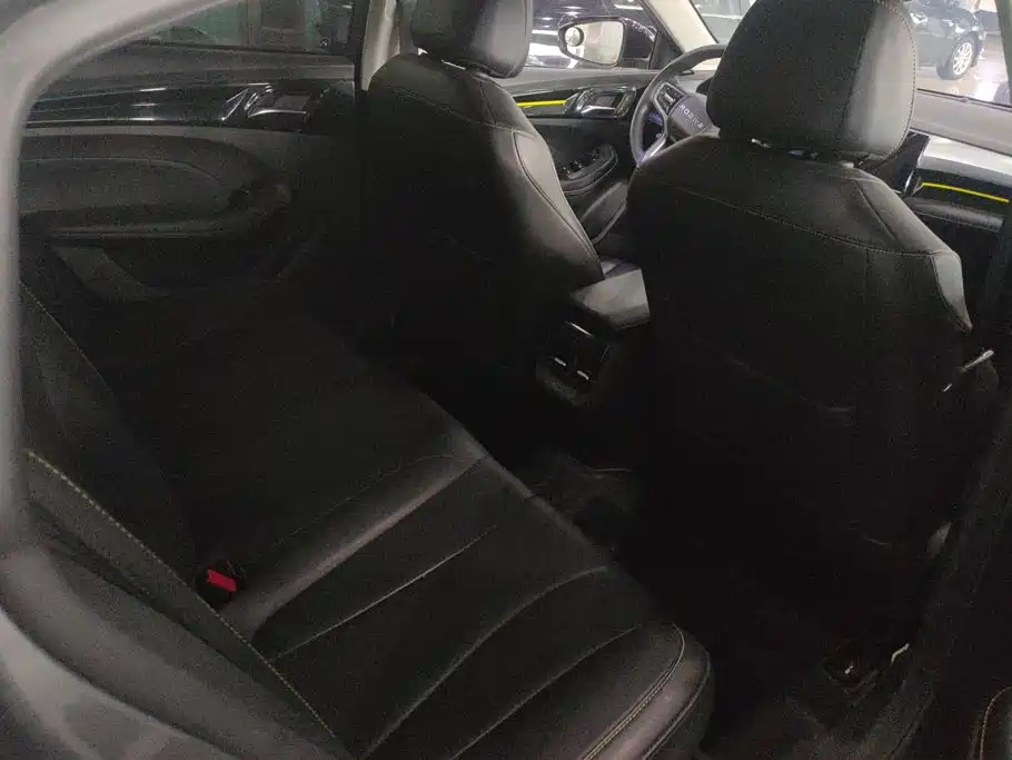 Roewe i5 — миниатюра 11