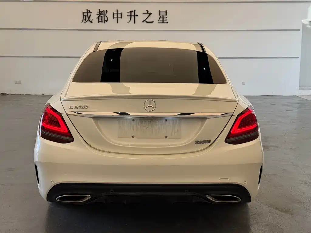 Mercedes-Benz C-Class — миниатюра 6
