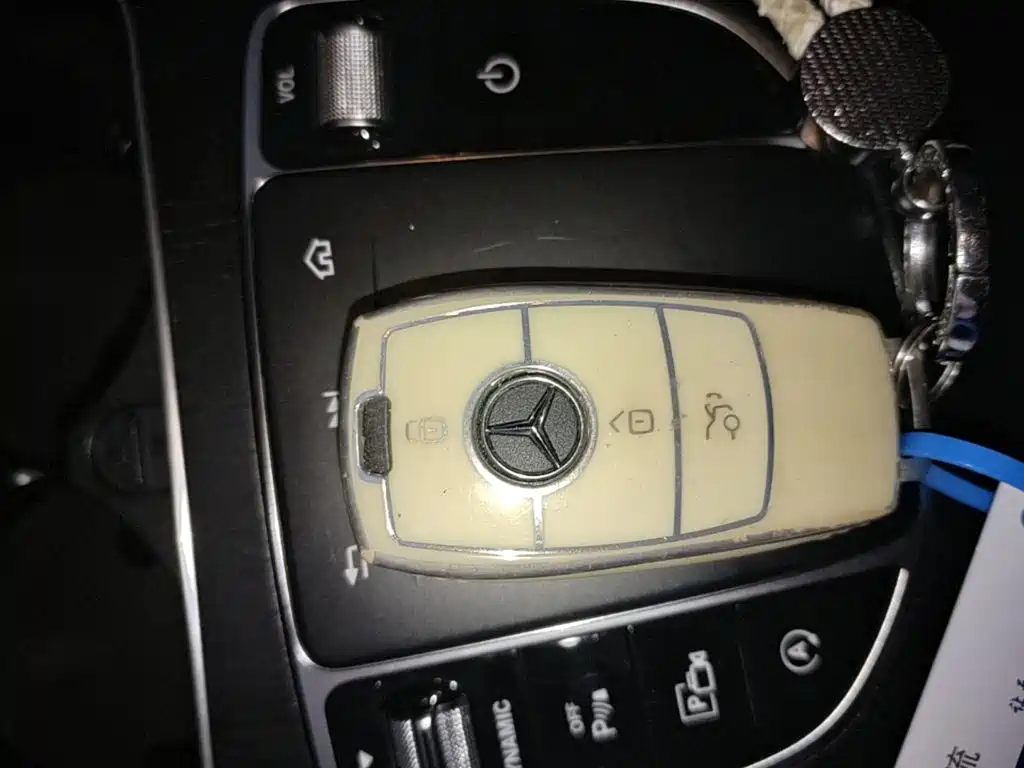 Mercedes-Benz C-Class — миниатюра 9