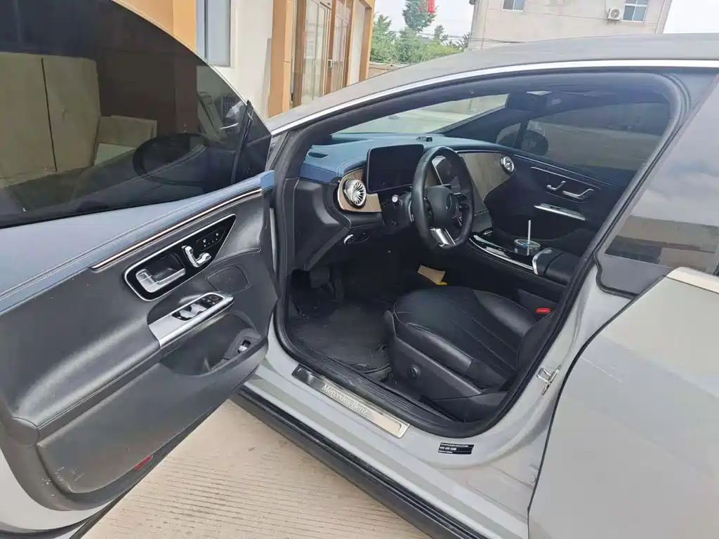 Mercedes-Benz EQE 2022 350 Luxury