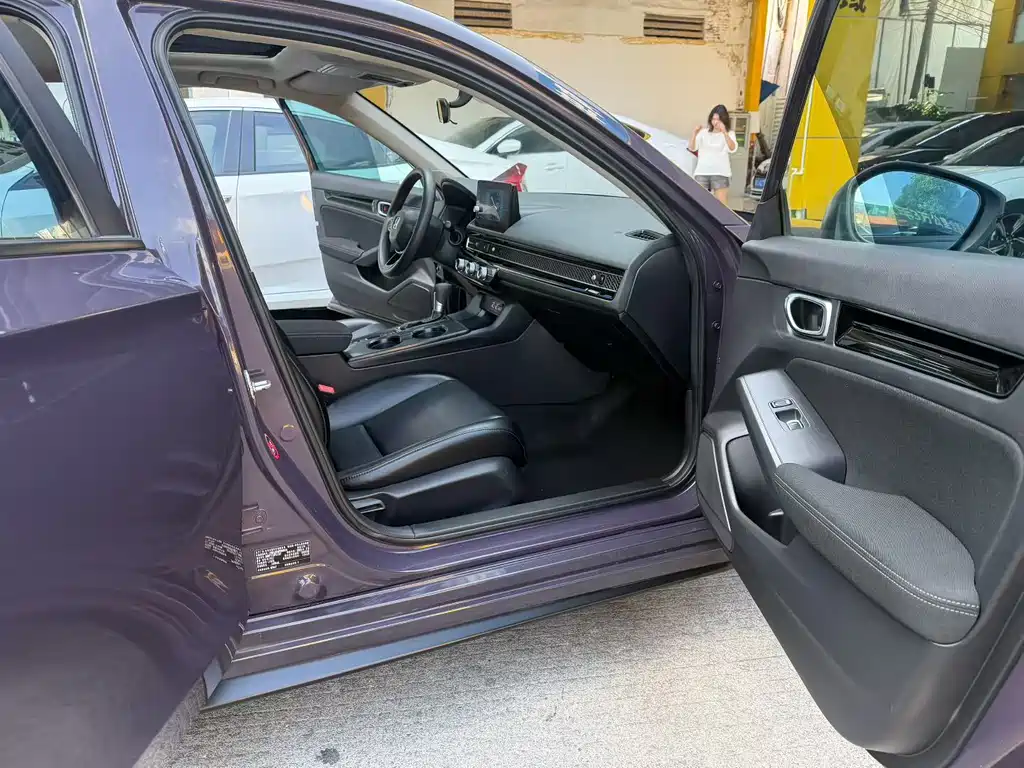 Honda Civic — миниатюра 8
