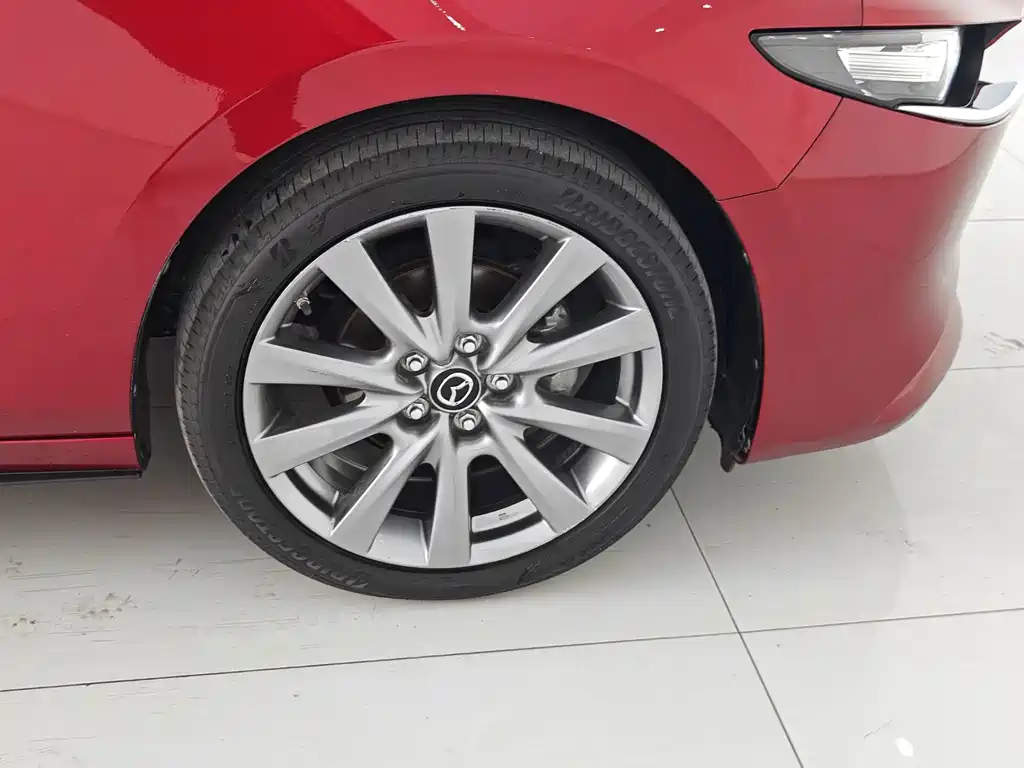 Mazda 3 Axela — миниатюра 15