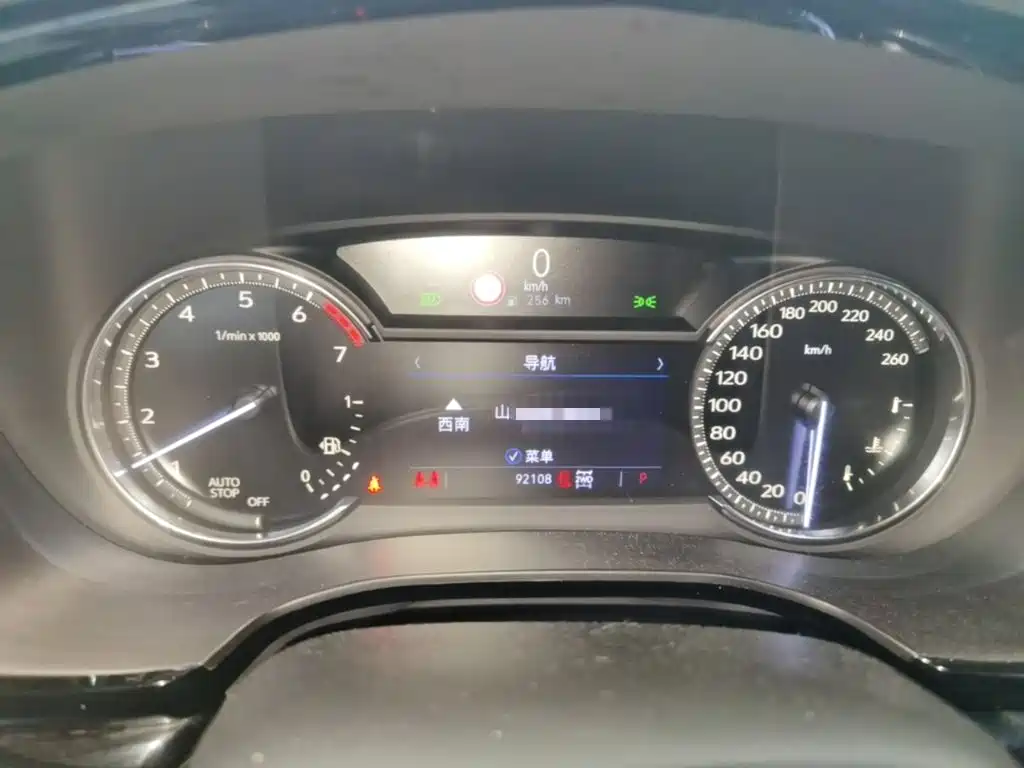 Cadillac XT6 — миниатюра 11
