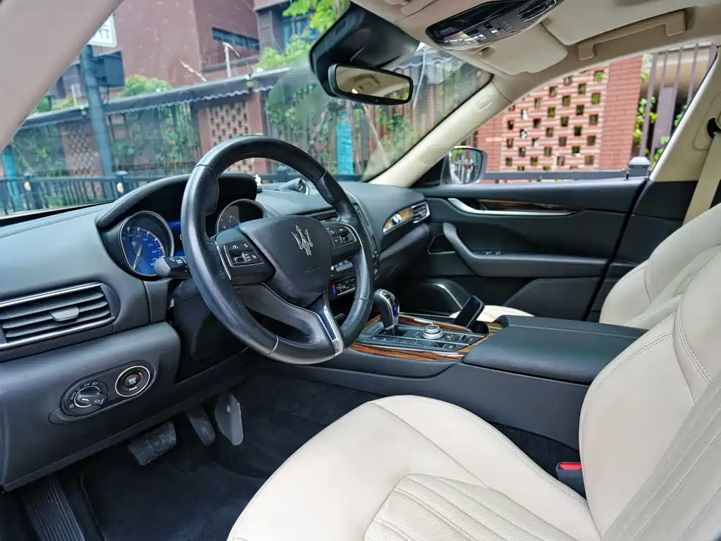 Maserati Levante — миниатюра 6