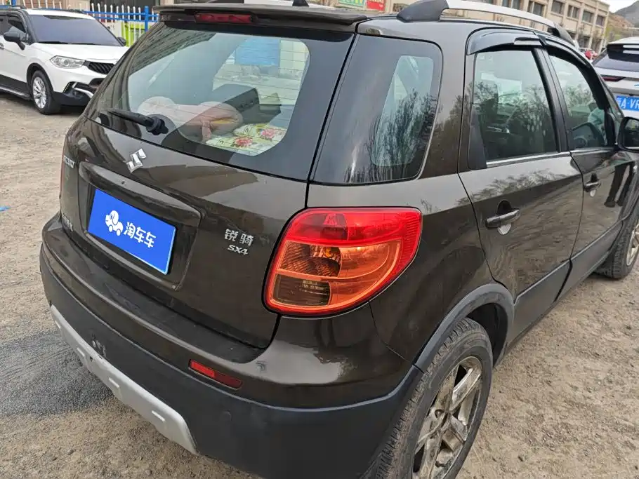 Suzuki SX4 — миниатюра 3