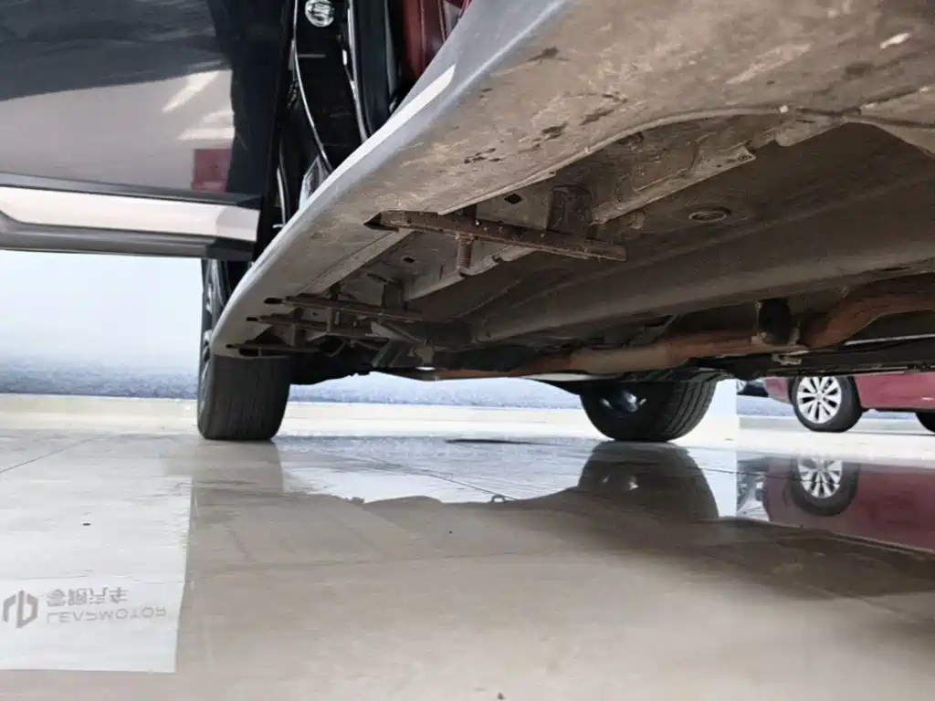 Mitsubishi Outlander — миниатюра 21