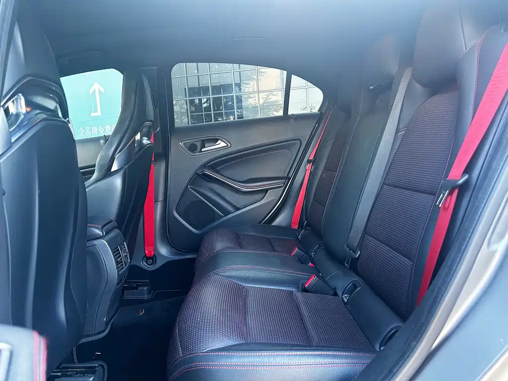 Mercedes-Benz A-Class AMG (Import) — миниатюра 9