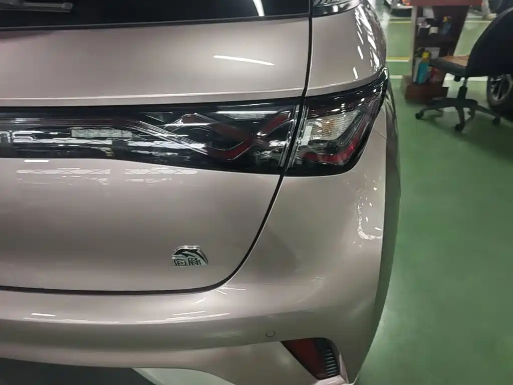 BYD Dolphin — миниатюра 8