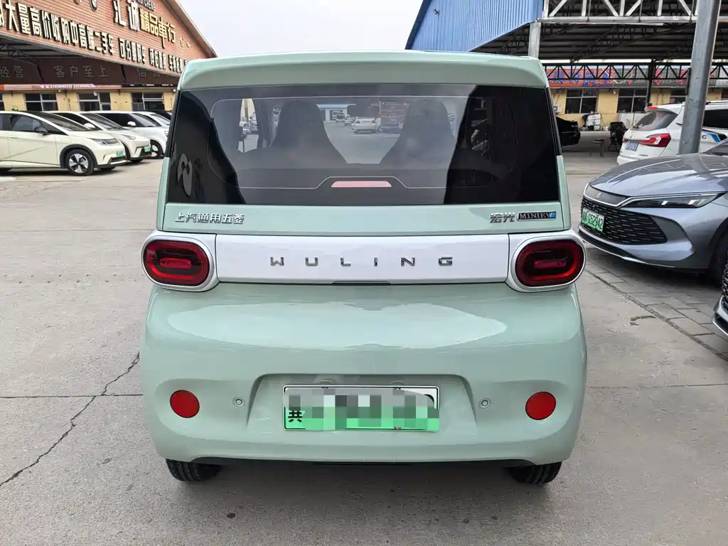Wuling MINIEV — миниатюра 5