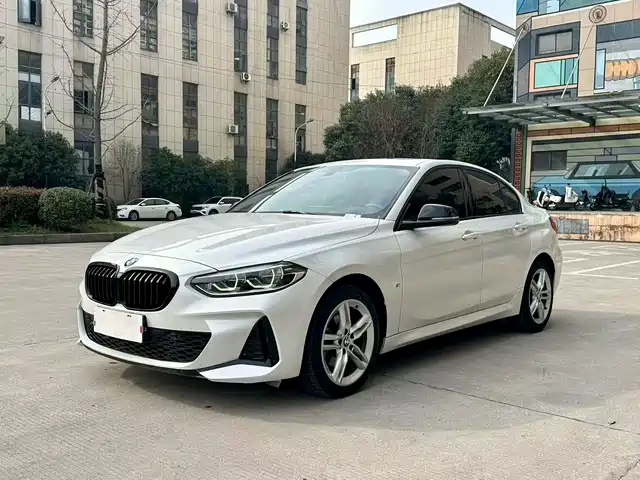 BMW 1 SERIES 2022