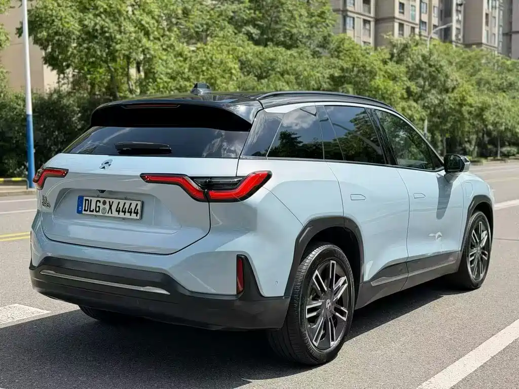 NIO ES6 — миниатюра 10