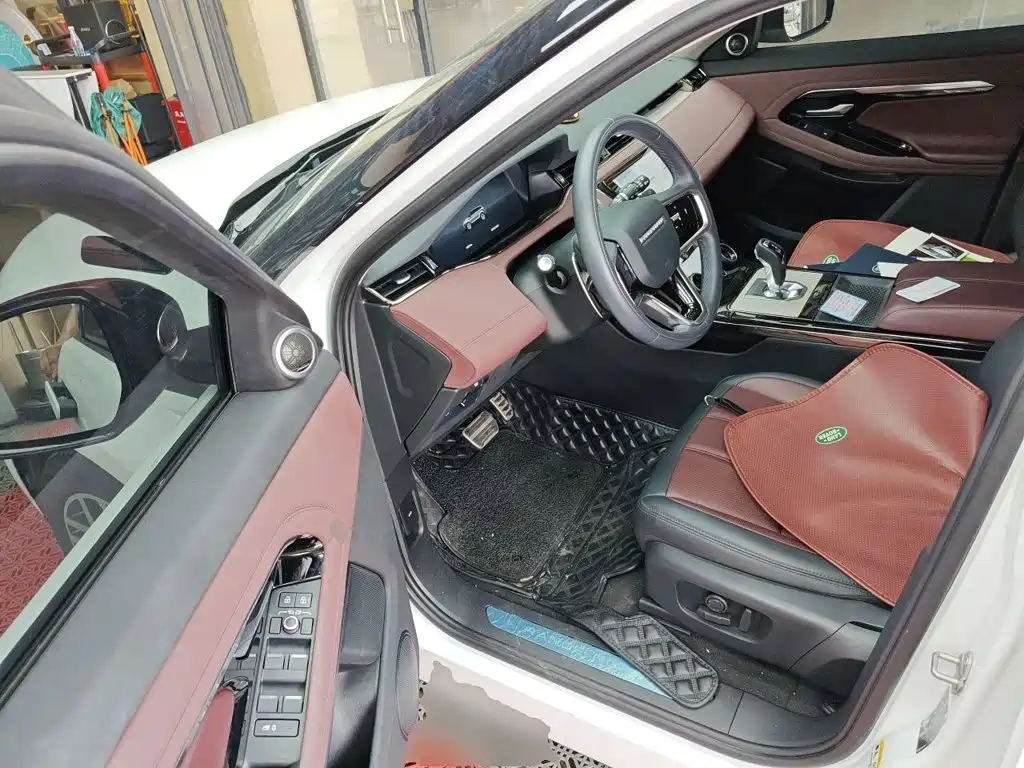Land Rover Evoque — миниатюра 17