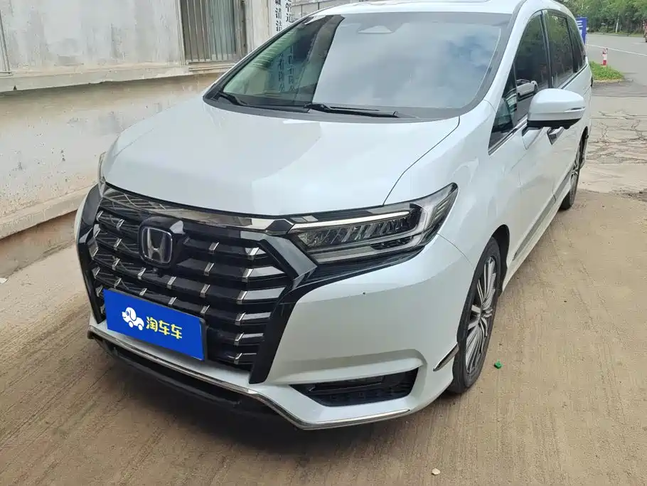Honda Elysion — миниатюра 2